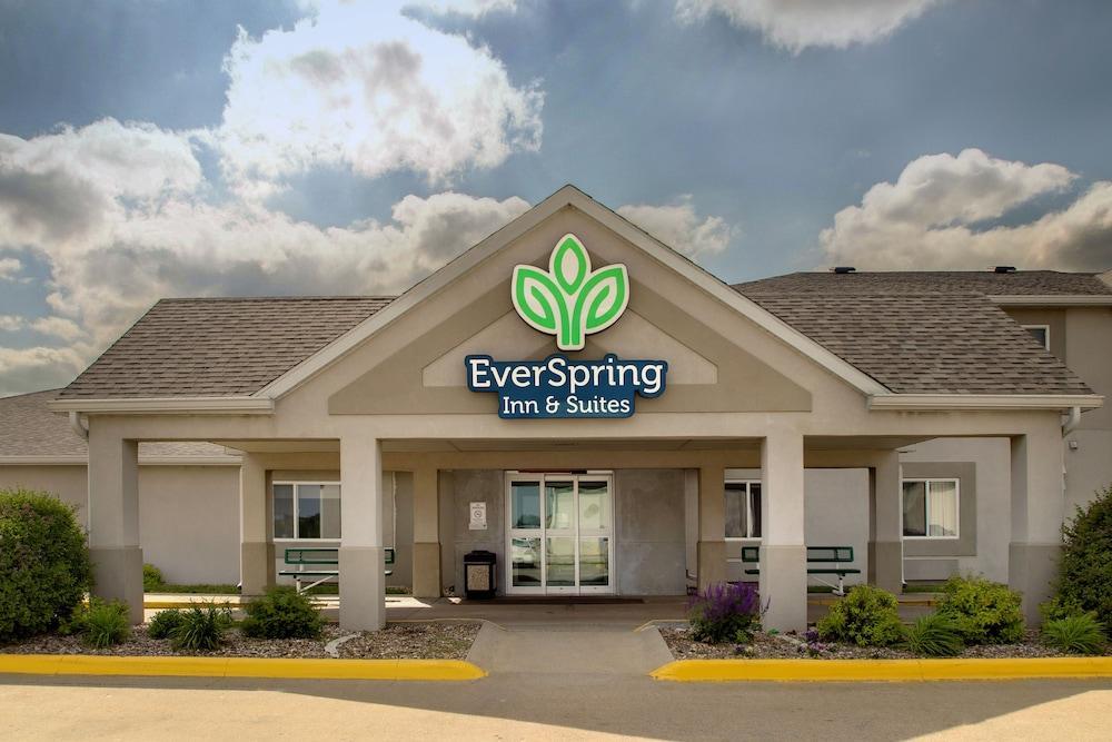 Everspring Inn & Suites Oskaloosa Exteriér fotografie