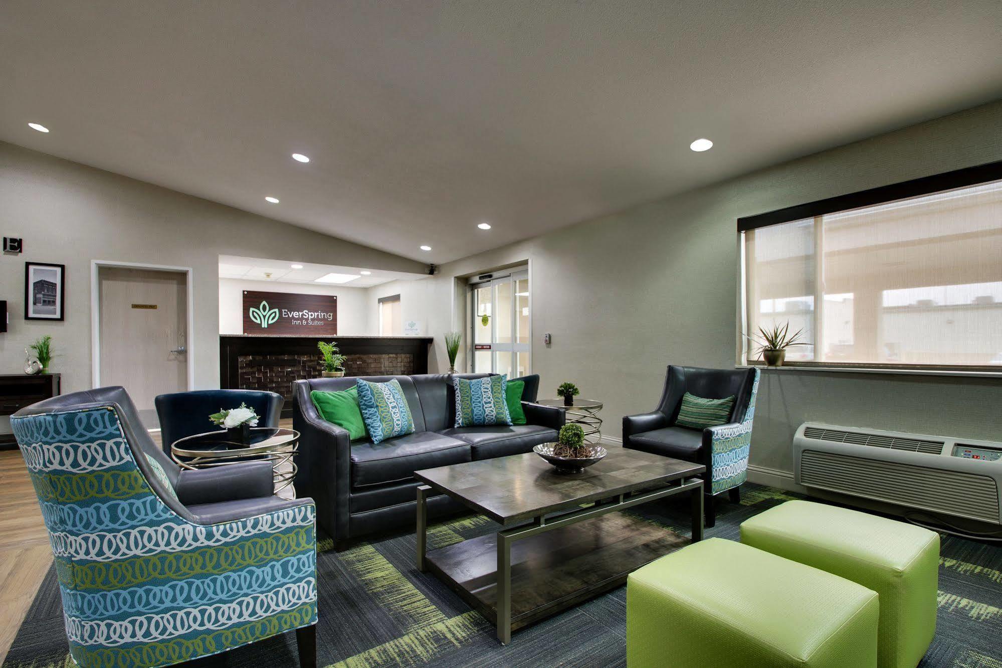 Everspring Inn & Suites Oskaloosa Exteriér fotografie