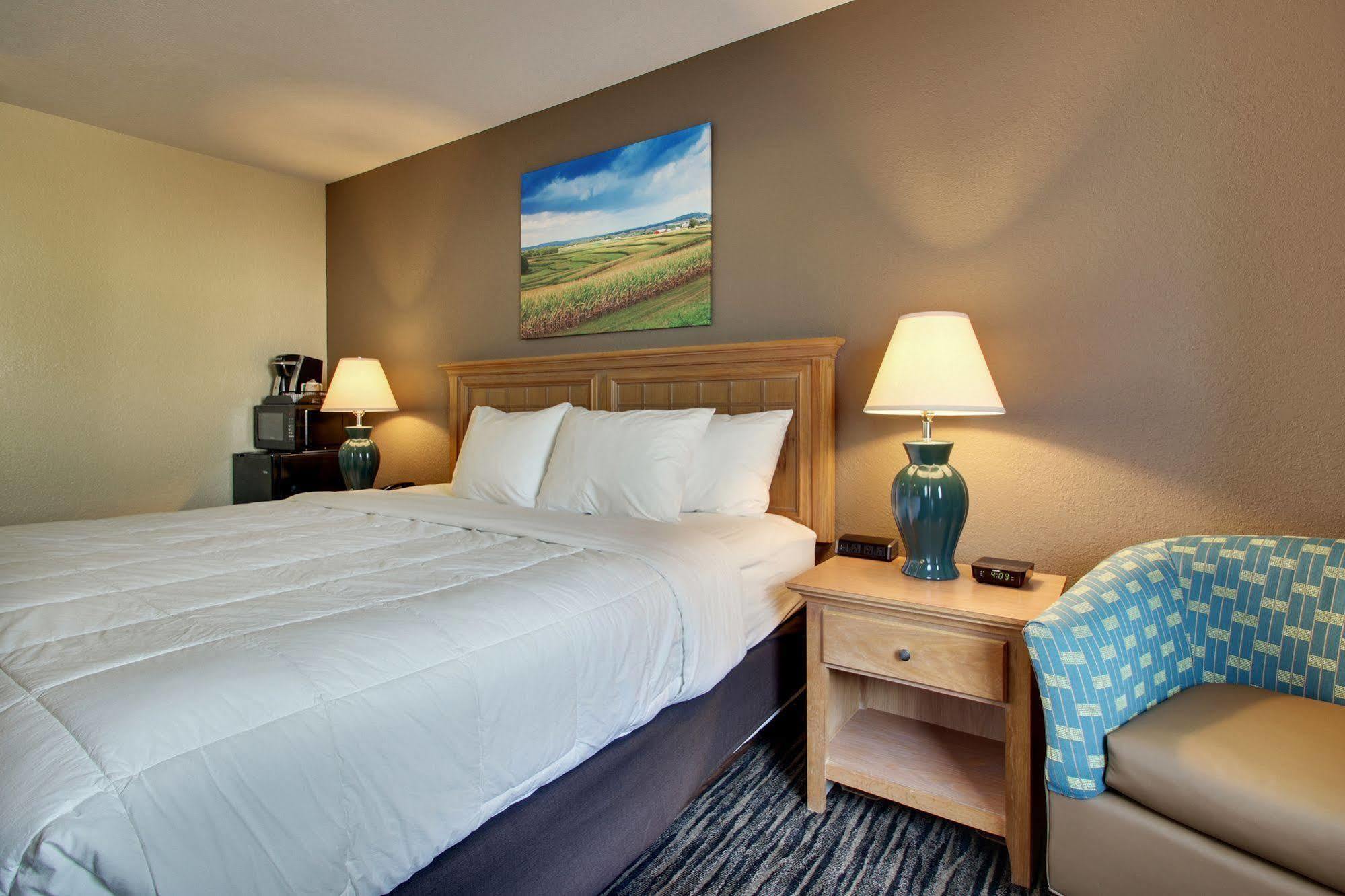Everspring Inn & Suites Oskaloosa Exteriér fotografie