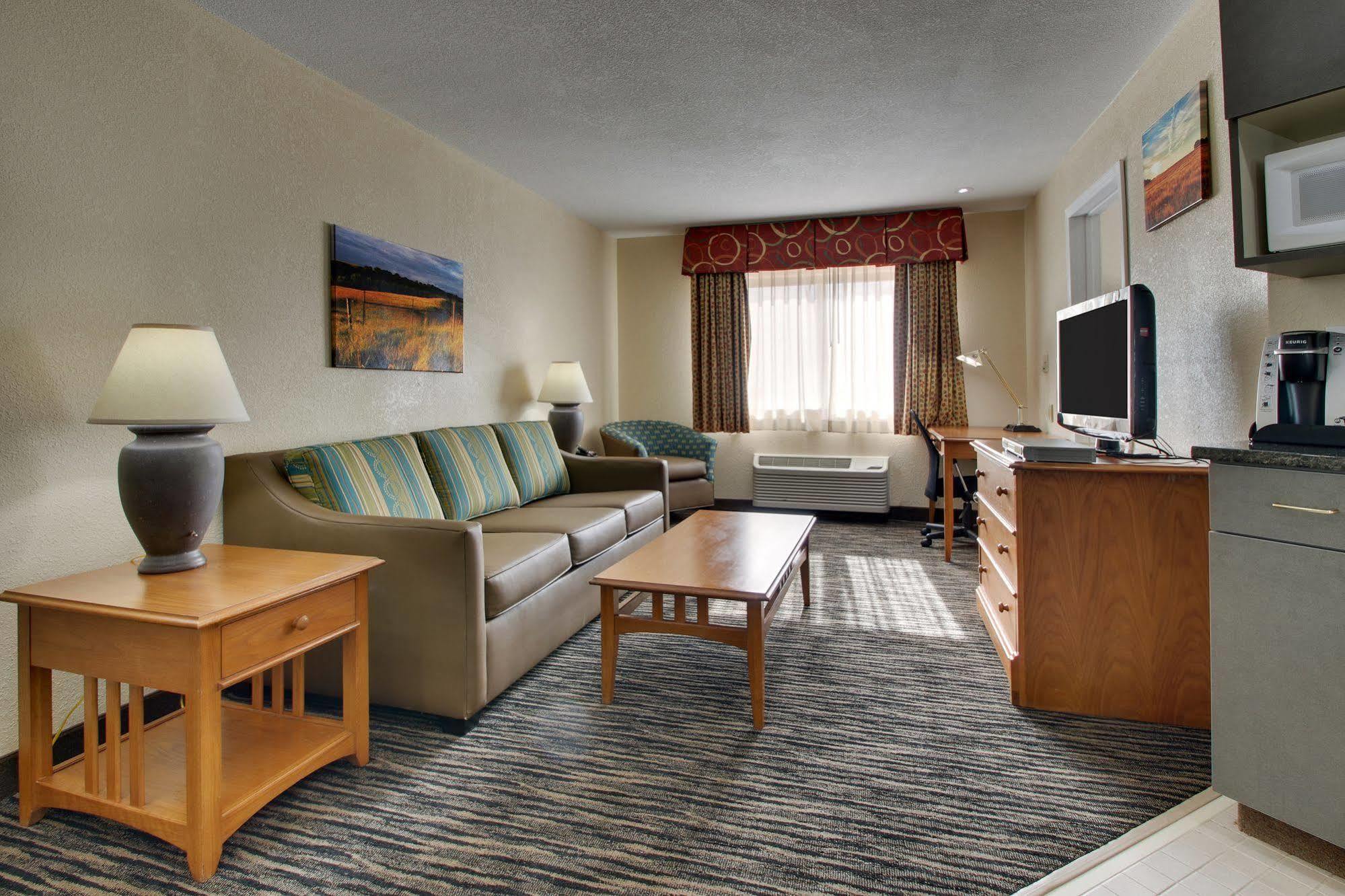Everspring Inn & Suites Oskaloosa Exteriér fotografie