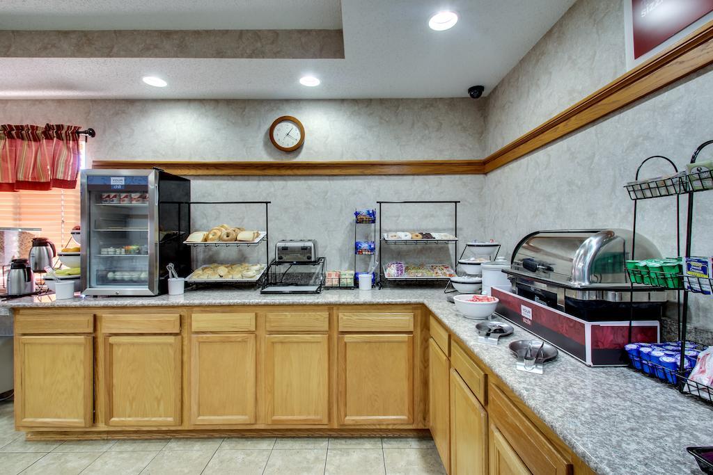 Everspring Inn & Suites Oskaloosa Exteriér fotografie